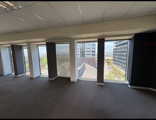 383.50M² OFFICE TO LET IN FORESHORE